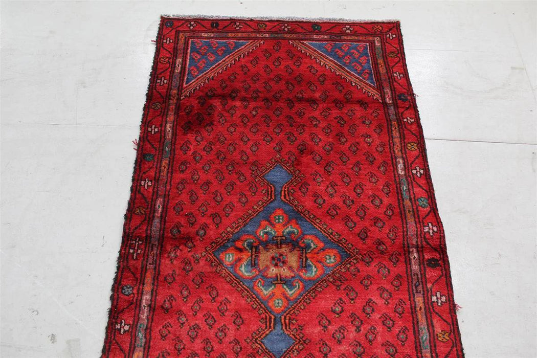 Beautiful Traditional Antique Red Medallion Handmade Wool Rug 90 X 175 cm top view homelooks.com